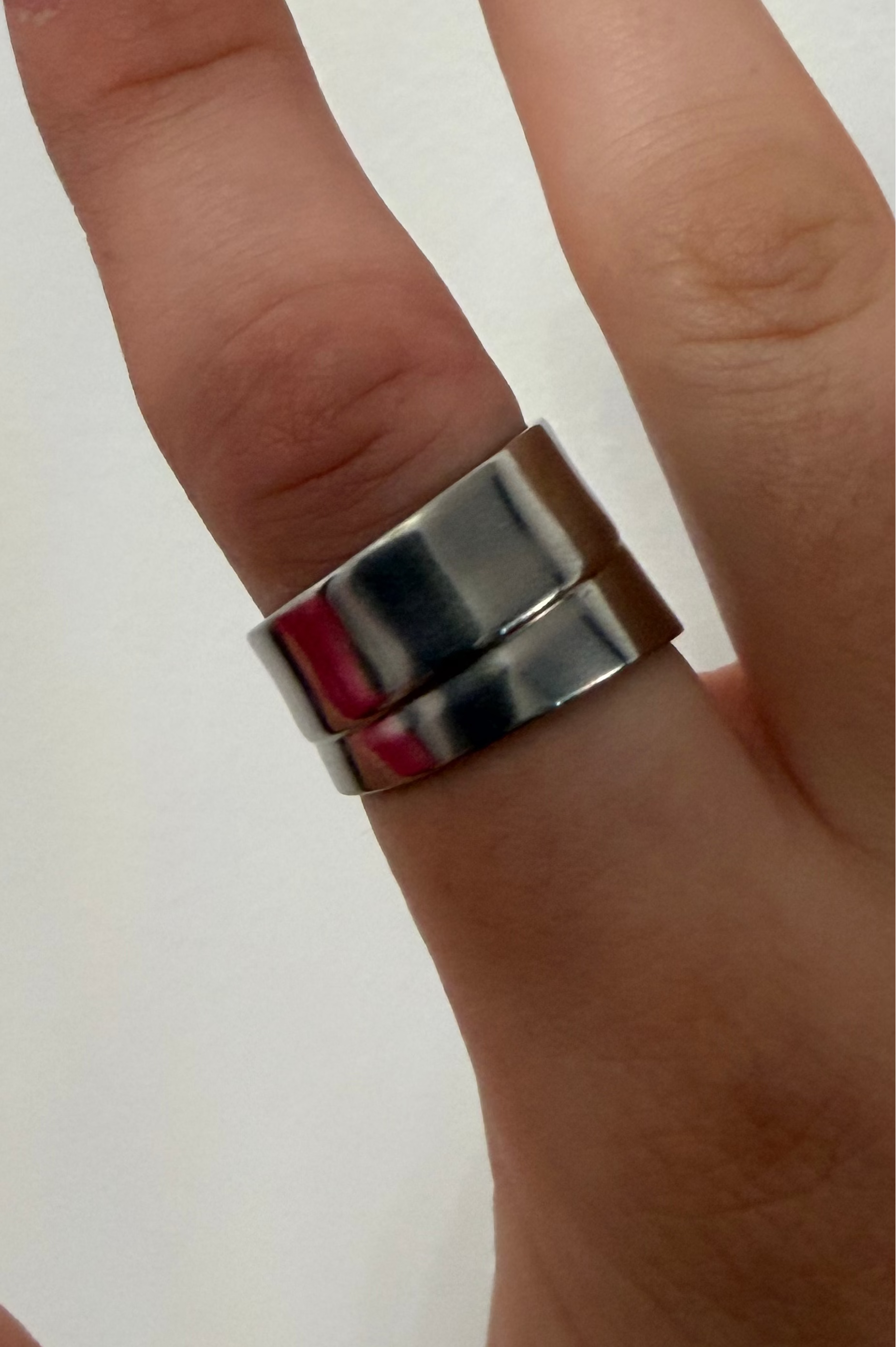 spoon ring shoes on hand